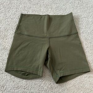 Winder train biker short 4”
